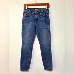 MOTHER Jeans The Looker Ankle Length in River Rule Wash 26